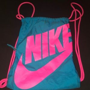 nike drawstring bag